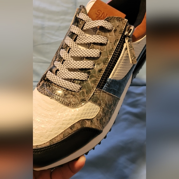 Men's shoes - Picture 6 of 8